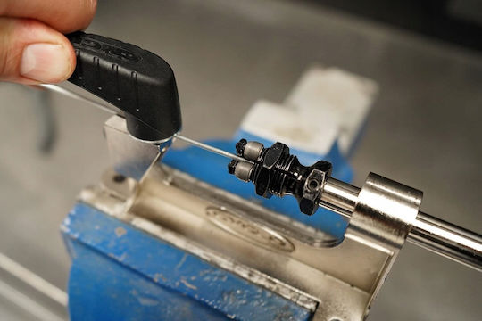 Cyclo Fahrradwerkzeuge und Schmiermittel Spoke Thread Rolling Machine Ακτίνες 12g 13g 14g Neu