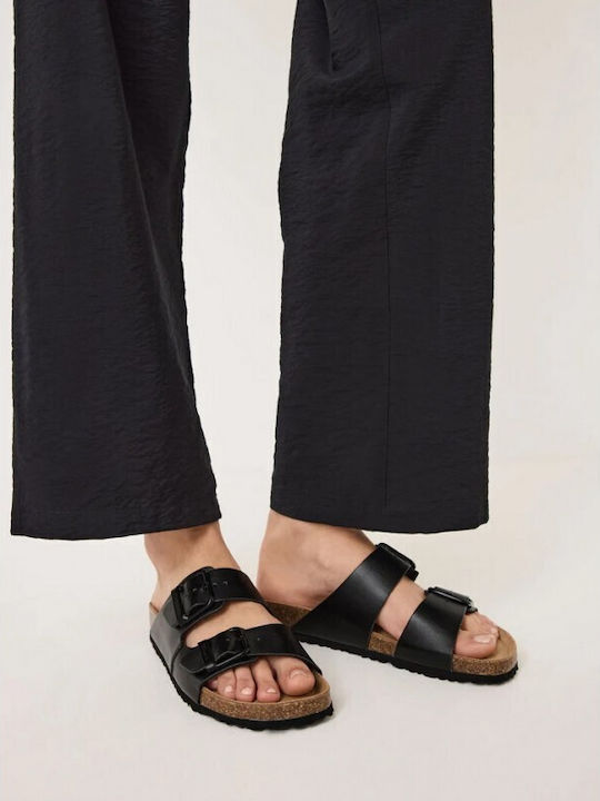 Women's Flat Sandals in Black Color