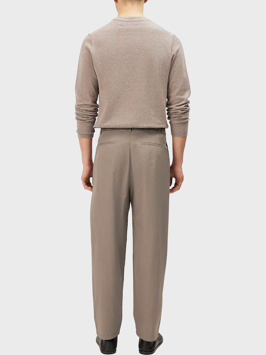Trousers in Relaxed Fit Dark Beige