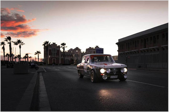 Πίνακας Classic Car At Sunset Κλασικό Αυτοκίνητο Στο Ηλιοβασίλεμα 80x50
