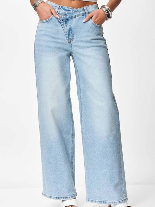 Women's Jean Pants in Wide Leg Style