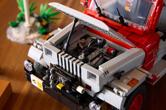 LEGO Jurassic World Jurassic Park Jeep Wrangler За 18+ Години 1924 Бройки