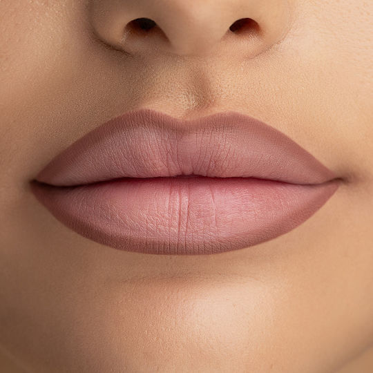 Radiant Softline Водоустойчив Молив За Устни