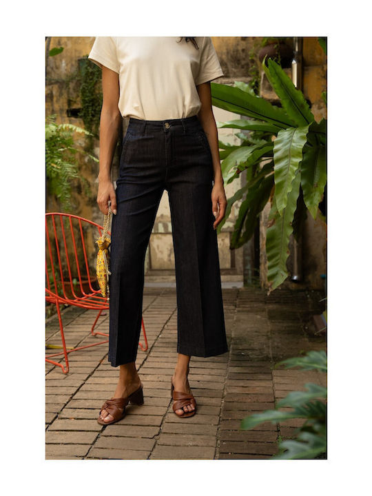 Women's Jean Pants in Wide Leg Style