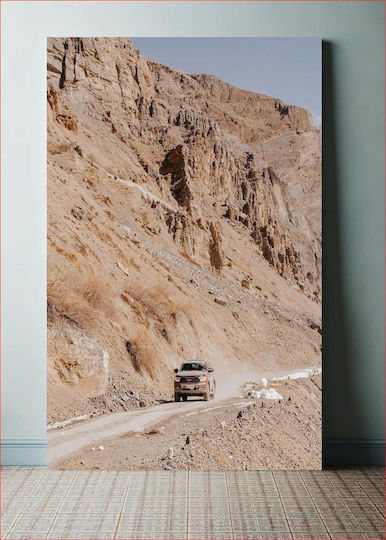 Car On A Mountain Road Αυτοκίνητο Σε Ορεινό Δρόμο σε Καμβά