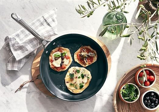 Le Creuset Double Aluminum Pan with Non-Stick Interior Coating 26cm