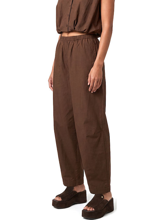 Women's High Waist Fabric Capri Trousers with Rubber Band in Balloon Leg Style Brown