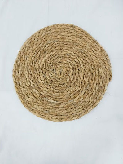 Lalos Seturi De Masă Rotundă Din Paie Bej 35cm 2 Bucăți Lalos Seturi De Masă Rotundă Din Paie Bej 35cm 2 Bucăți