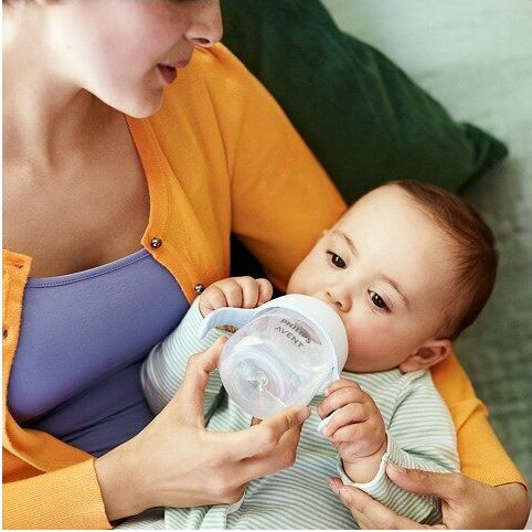 Philips Set Biberoane din Plastic Natural Response Anti-colici cu Tetină din Cauciuc pentru 6+ Luni Alb 150ml