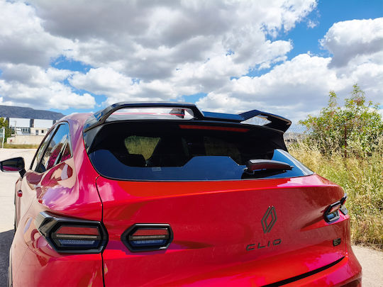 Колибри Автомобил Таван Renault Clio