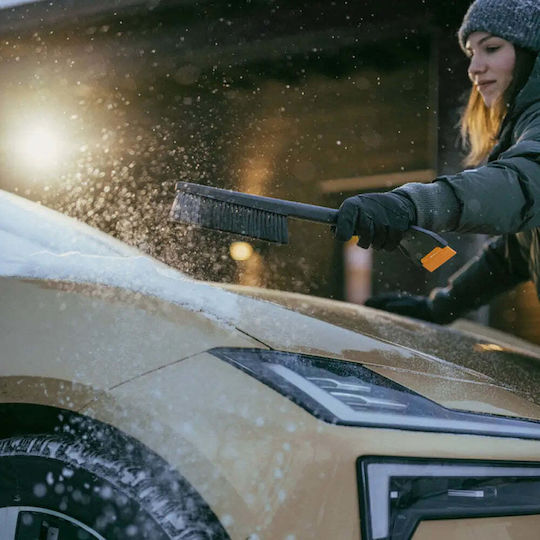Fiskars Car Ice Scraper With Brush in Black Color