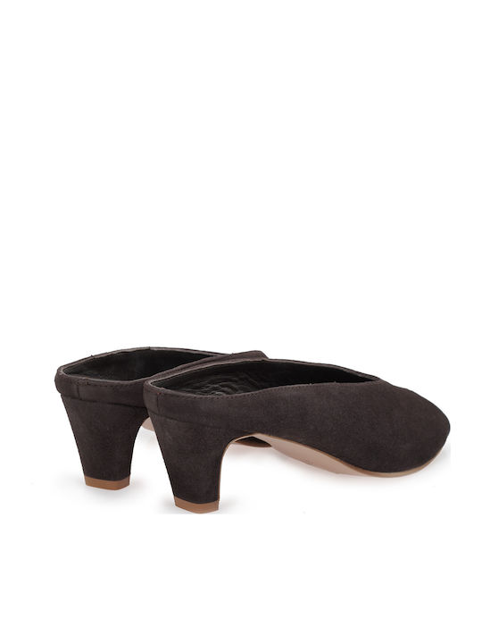 Suede Mules με Χαμηλό Τακούνι σε Καφέ Χρώμα