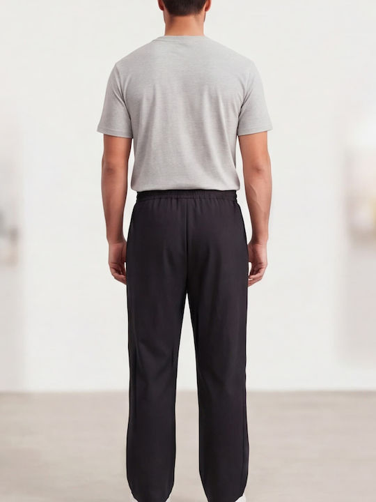 Trousers in Relaxed Fit Black