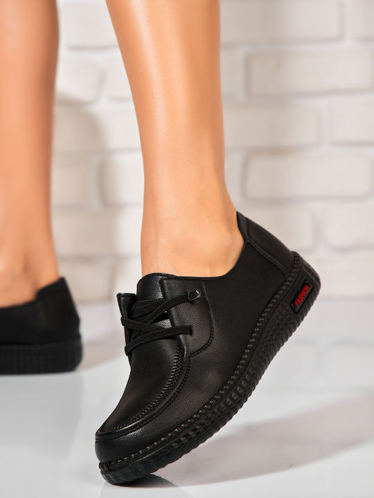 Women's Oxfords in Black Colour