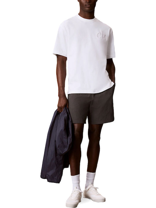 T-shirt White
