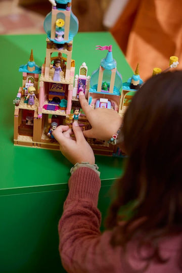 LEGO Castelul Rapunzel Disney 676 Bucăți