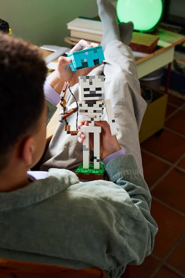 LEGO Minecraft The Skeleton for Ages 10+ 502 Pieces