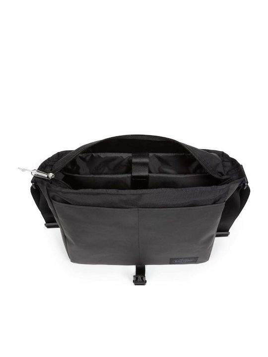 Eastpak Калъф за Лаптоп 17" в Черен цвят