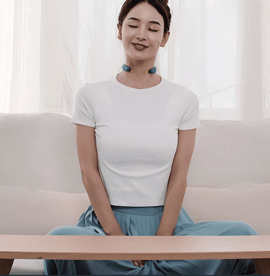 Kimriber Neck Massage Tool with Vibration and Heating Function White