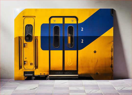Colorful Train Door Πολύχρωμη Πόρτα Τρένου 1