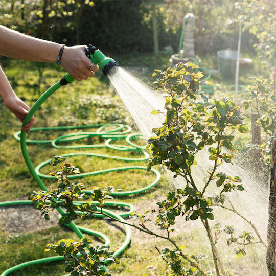 30 m erweiterbarer Gartenschlauch Navaris Spritzpistole 7 Einstellungen 47275.3