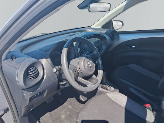 Toyota Aygo X 1.0L CVT X-Play '24