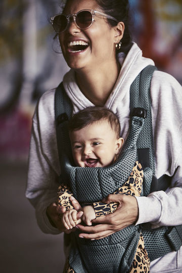 BabyBjorn Marsupiu Tip Rucsac Move Verde cu Greutate Maximă 3.2kg