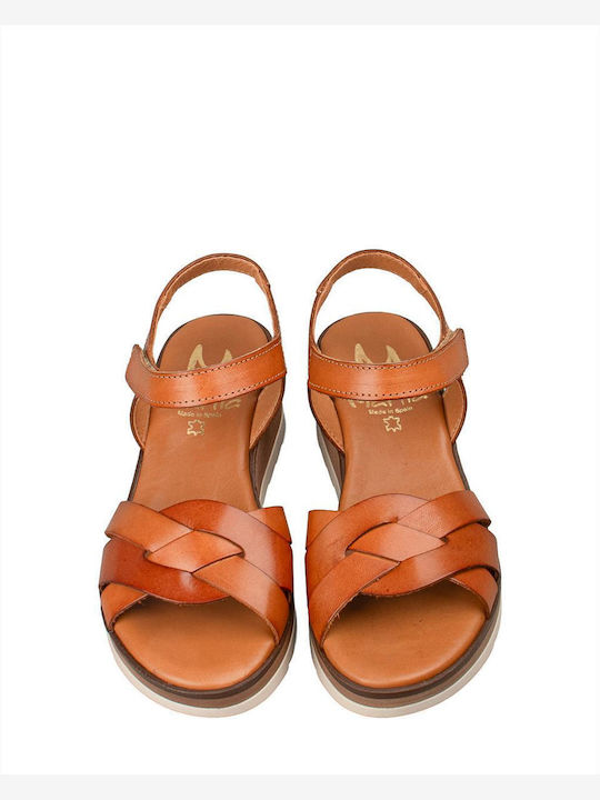 Marila Footwear