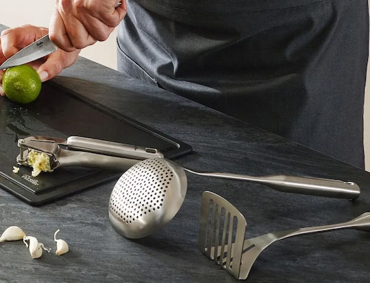 Fissler Ρηχή Κουτάλα Ξαφρίσματος Τρυπητή Ανοξείδωτη Ασημί 35cm