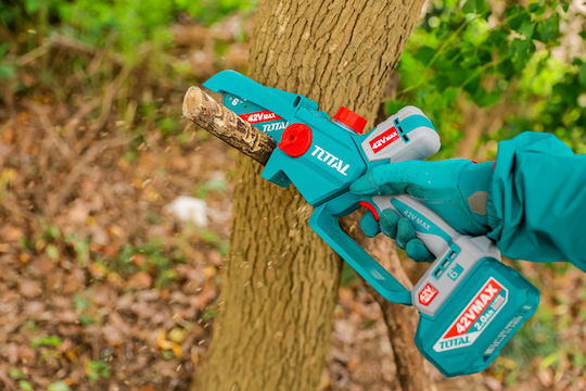 Total Pruning Battery Chainsaw 2x2Ah Brushless 42V 1.57kg with 15cm Blade