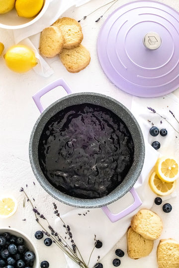 Kitchen Craft Deep Pot Cast Aluminum 2.5lt 20cm