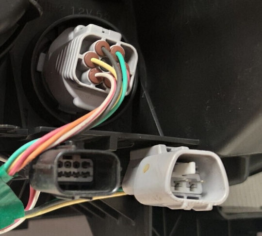 ABC Parts Δεξί Μπροστινό Φανάρι Led για Mitsubishi Eclipse Cross