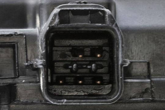 Заключване На Вратата Hyundai Tucson 2004-2010 2.0l Suv Hyundai Tucson 2004-2010 2l Suv Hyundai Tucson 2004-2010 2.7l Suv