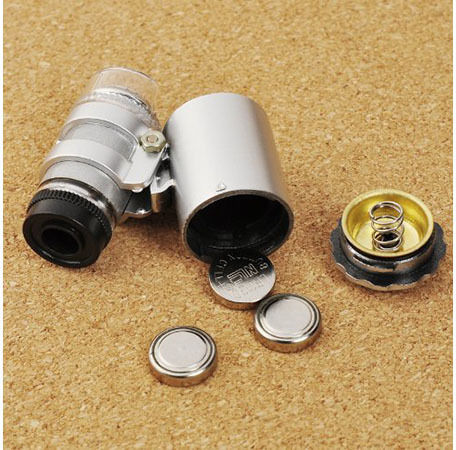 Handheld Magnifying Lens with Light