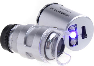 Handheld Magnifying Lens with Light
