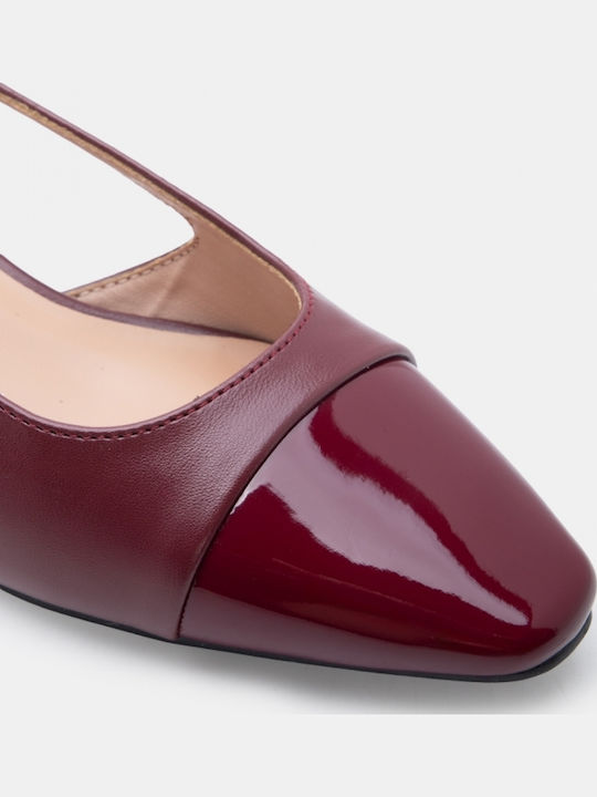 Burgunder Pumps