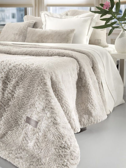 Guy Laroche Crusty Furry Blanket Double 220x240cm Ivory