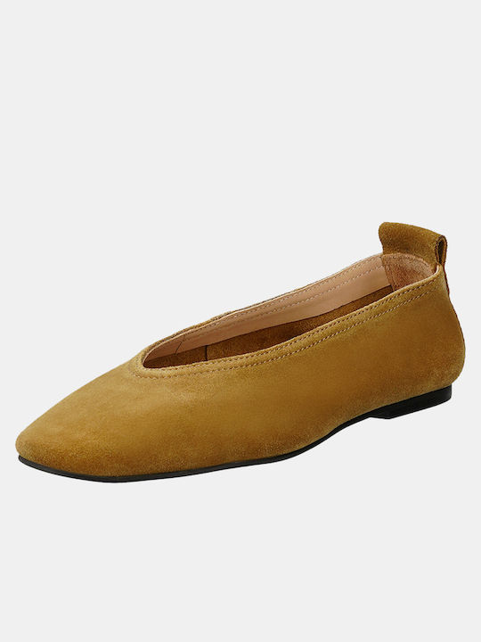 Leather Women's Pointed Toe Ballerinas in Beige Colour