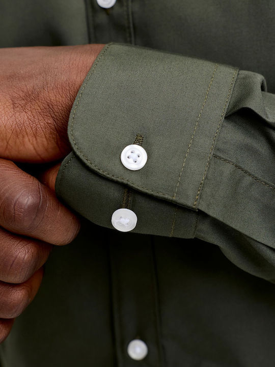 Langärmeliges Herrenhemd in Enge Passform Khaki