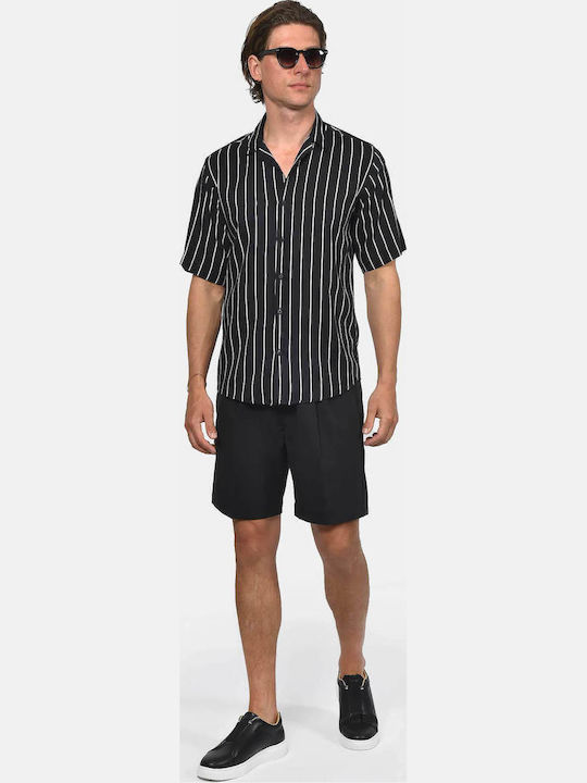 Short Sleeve Shirt in Regular Fit Striped Black