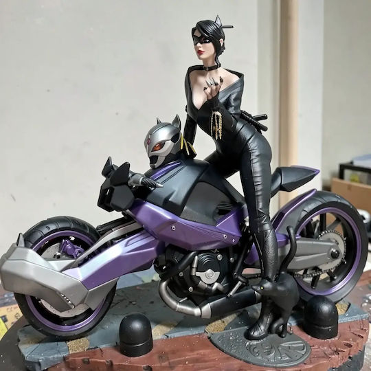 Unbemalte 3d Figur Catwoman Auf Motorrad Aus Dc Bemalung Diy Geschenk Farben 20 Cm 1:8