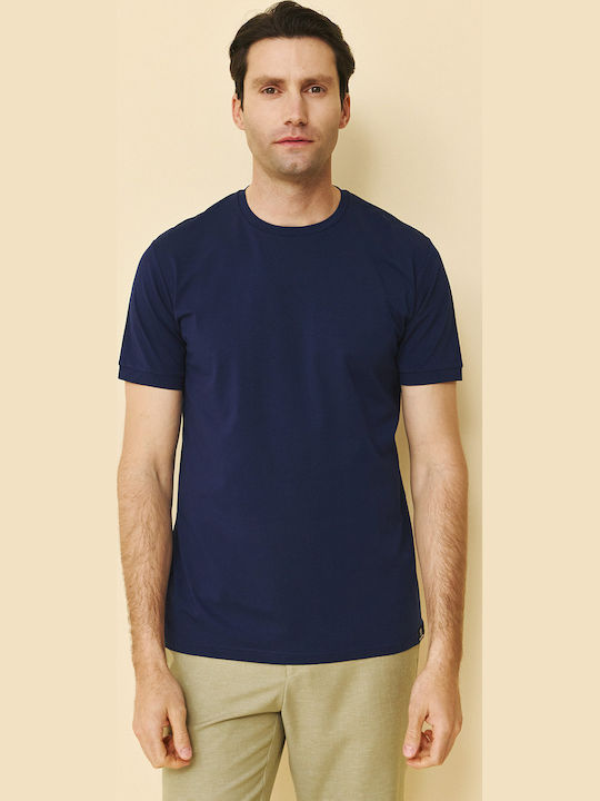 Guy Laroche