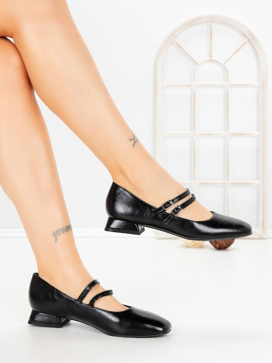 Heels with Low Heel Black