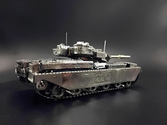 Figure in Scale 2:40