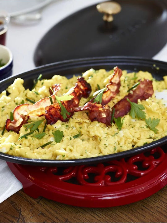 Staub Овална чугунена гювеч 31x31cm 0.7lt