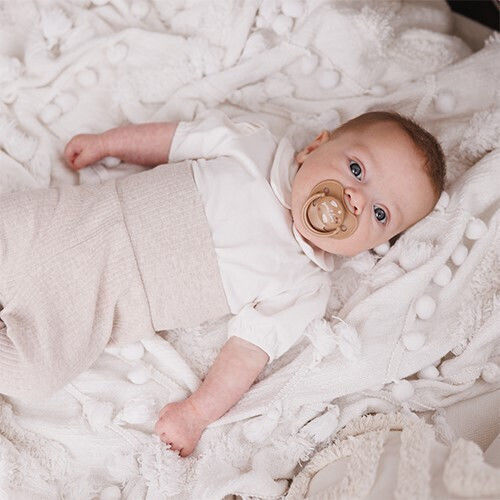 Babyono Πιπίλα Σιλικόνης Νυκτός Λευκό για 0-6 μηνών