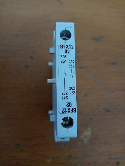 Lovato Electric Спомагателен Контакт Индустриален Тип BFX1202