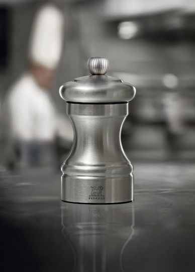 Peugeot Manual Salt Mill Inox in Gray Color 10cm