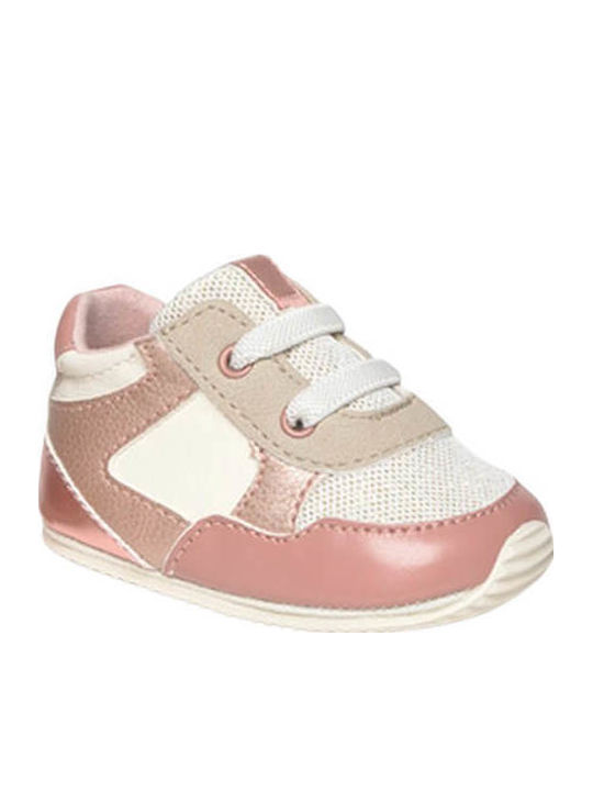 Mayoral Бебешки Sneakers за прегръдка Розови