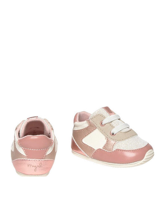 Mayoral Бебешки Sneakers за прегръдка Розови